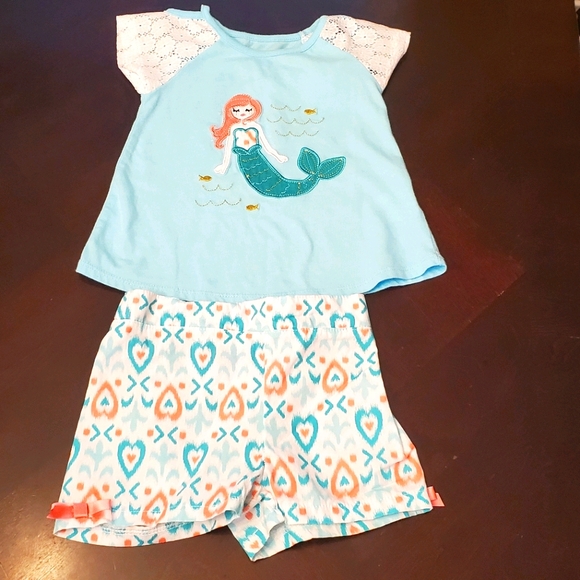 Toddler Girls Mermaid shorts Set Size 2T